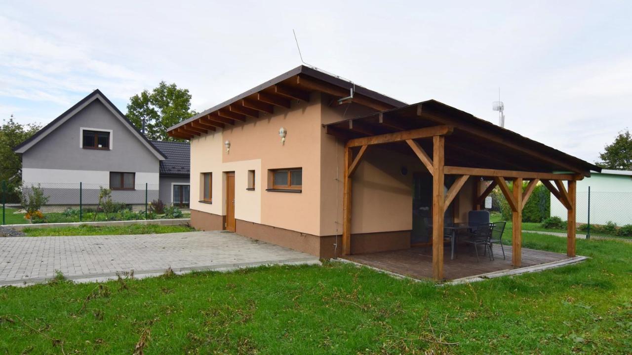 Villa Bungalov V Beskydech à Frenštát pod Radhoštěm Extérieur photo